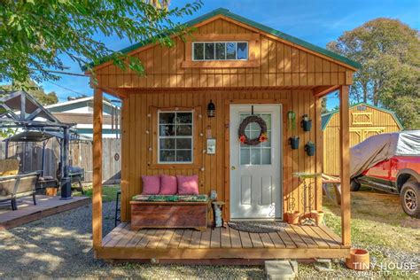 Close to the Beltline and the West End, this <strong>tiny home</strong> is one of several tailored abodes on 1/3 acre lots <strong>for sale</strong> for $50,000. . 2000 tiny homes for sale near georgia